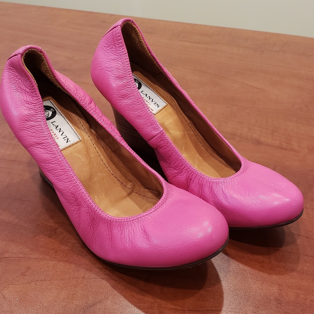 SALE!!! Auth. LANVIN Wedged heels 38.5